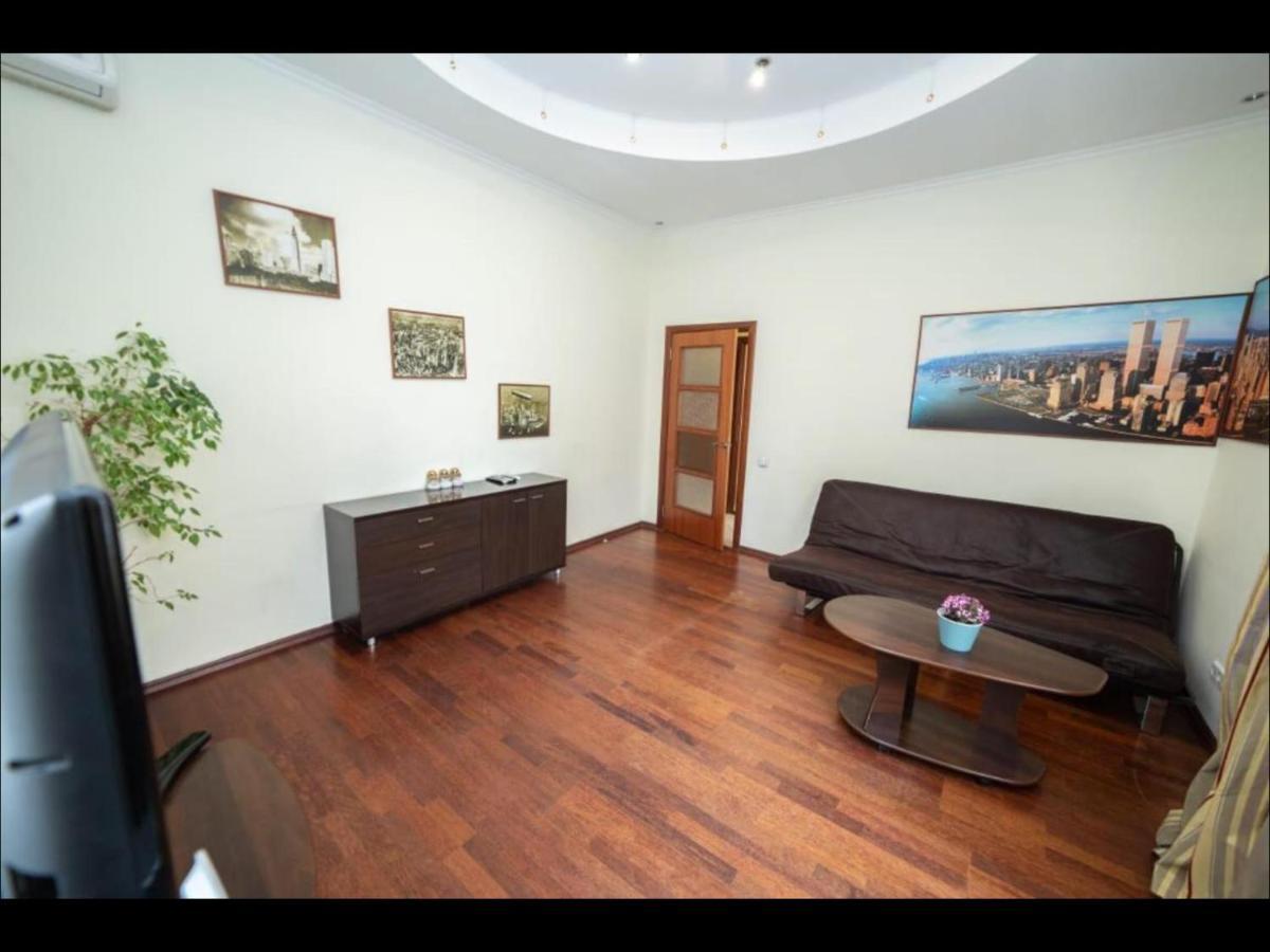 Kievapart Apartamento Exterior foto